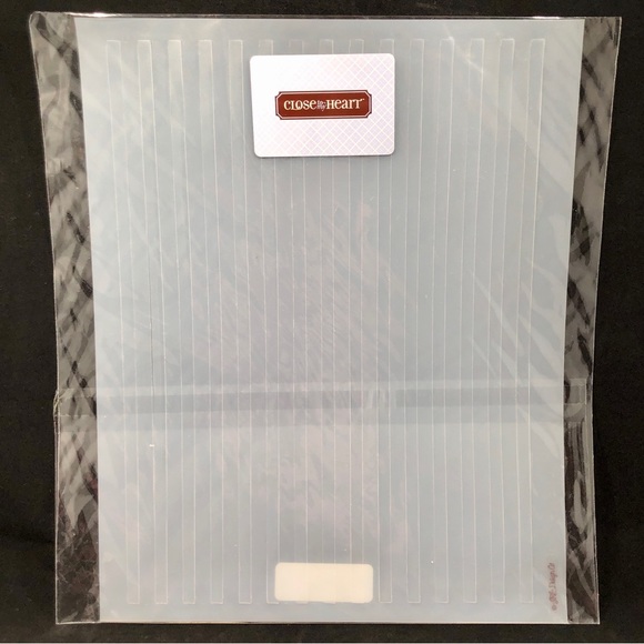 2 - CLOSE TO MY HEART PLASTIC PAGE TEMPLATES - LARGE SQUARES and SMALL STRIPES - Picture 5 of 6